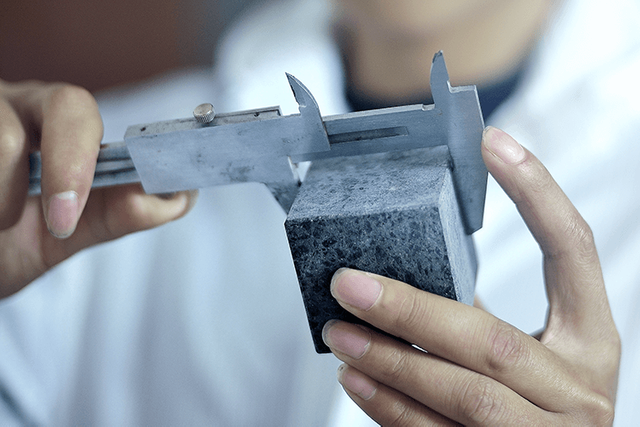 c&ocirc;ng cụ đo khoảng c&aacute;ch đ&aacute; granite